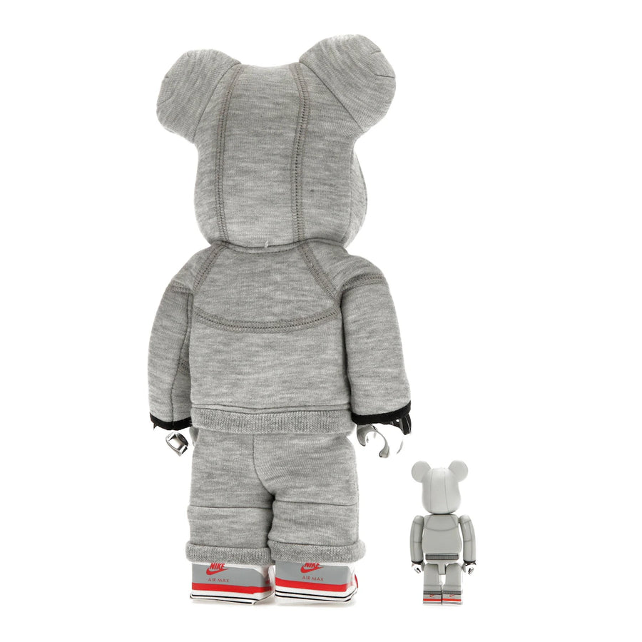 Ensemble Bearbrick x Nike Tech Fleece N98 100 % et 400 %