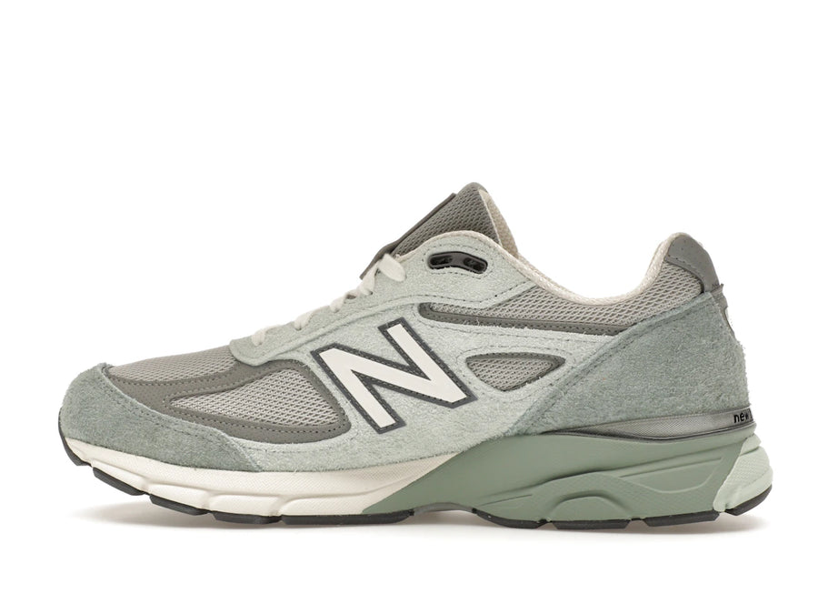 New Balance 990v4 MiUSA Le groupe Whitaker Biais volontaire