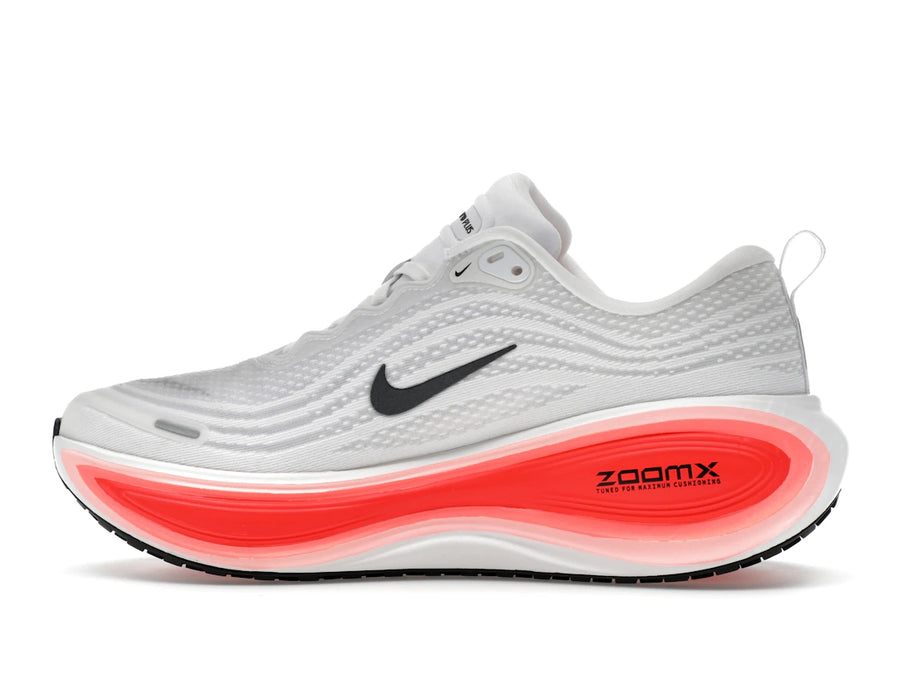 Nike Vomero Plus Blanc Noir Rouge vif