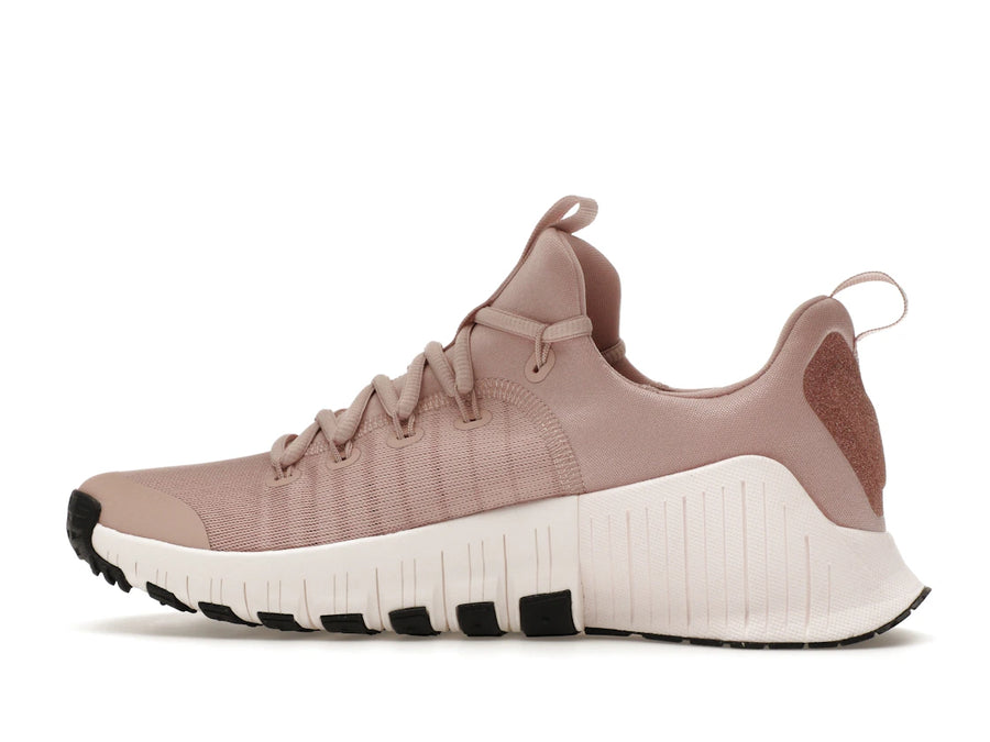 Nike Free Metcon 6 Premium Rose Oxford Rose clair Noir (Femme)