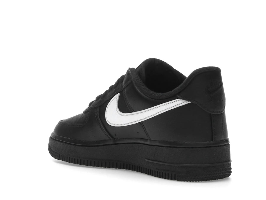 Nike Air Force 1 Low Supreme Noir Blanc