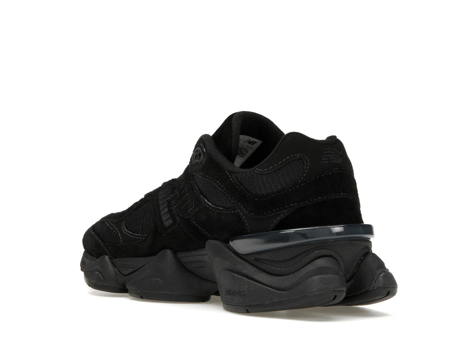 New Balance 9060 Triple Black