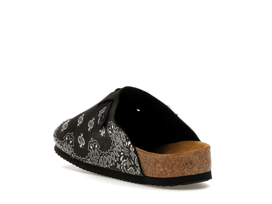 Sabots en daim à motif cachemire noirs Bravest Studios