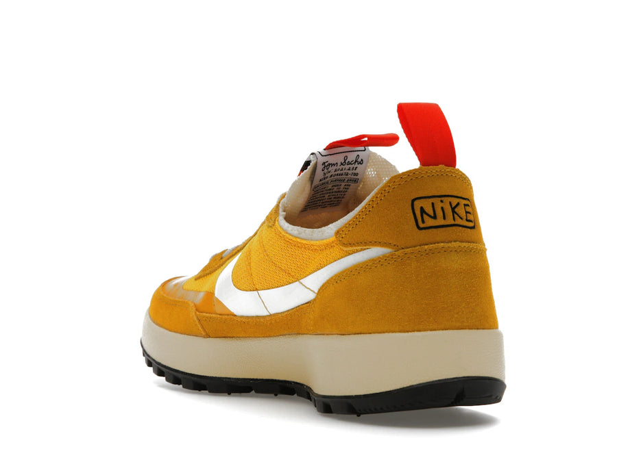 Chaussure polyvalente NikeCraft Tom Sachs Archive Dark Sulfur