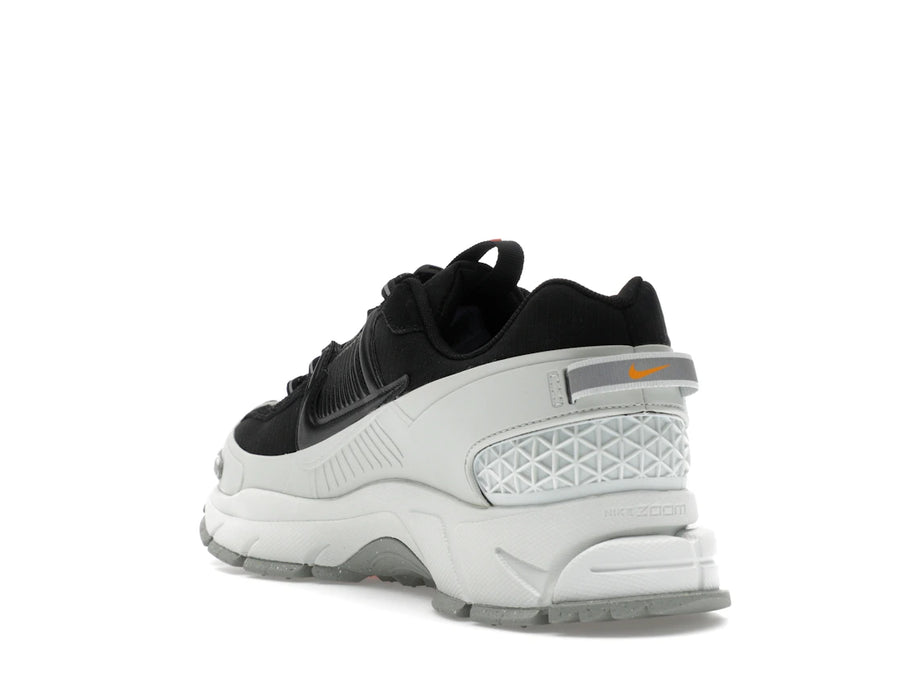 Nike Zoom Vomero 5 Roam Black Light Silver