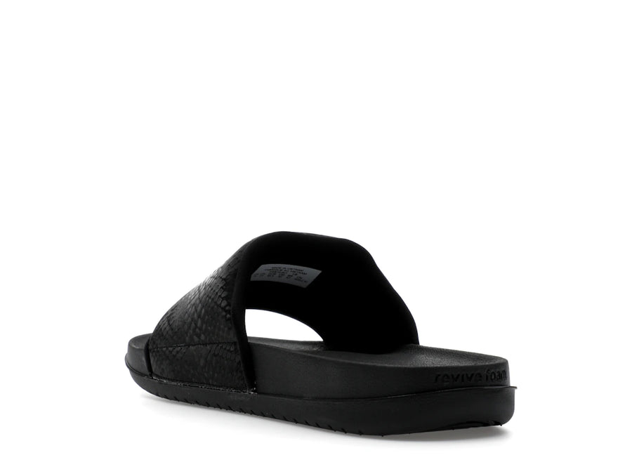 Claquettes Nike Kobe Offcourt noires