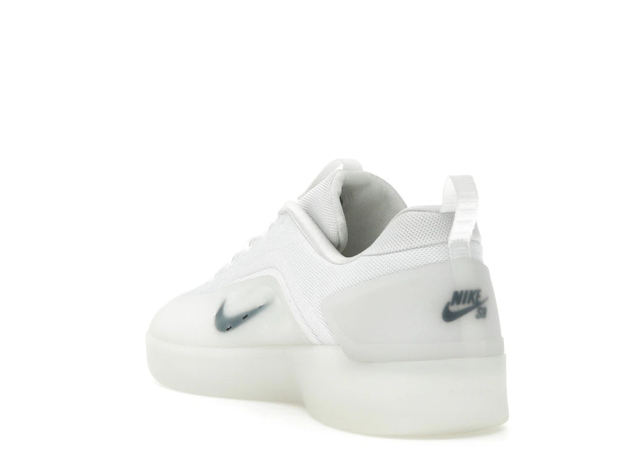 Nike SB Zoom Nyjah 4 Blanc Noir