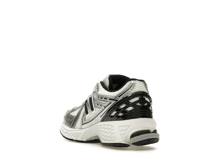 New Balance 1906R Argent Métallisé Noir (GS)