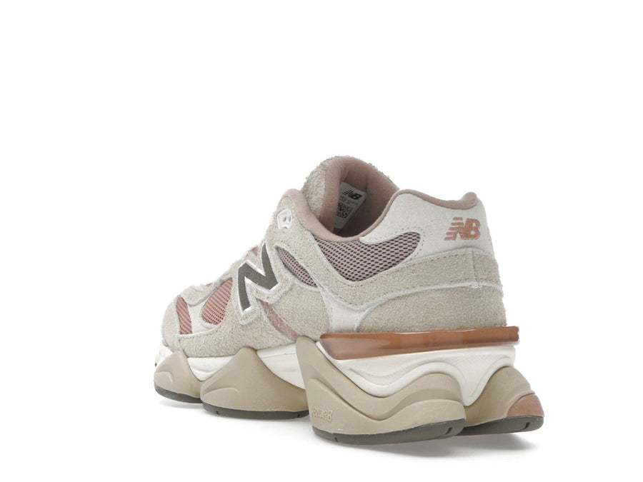 New Balance 9060 Flat Taupe Light Sparrow (Exclusivité Foot Locker)