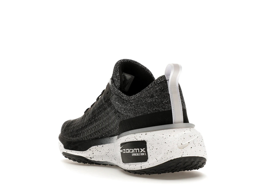 Nike ZoomX Invincible Run 3 Oreo