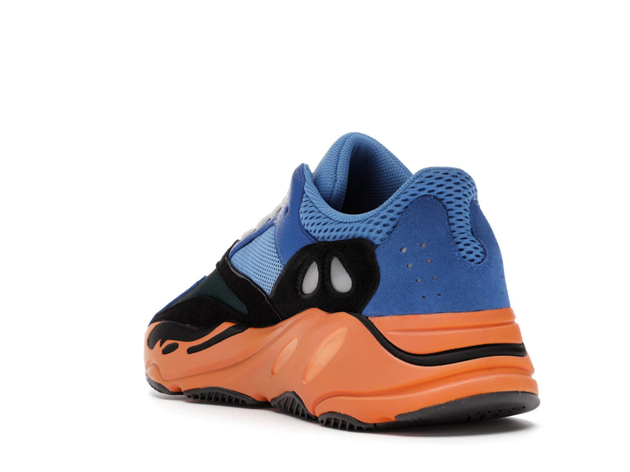 adidas Yeezy Boost 700 Bleu vif