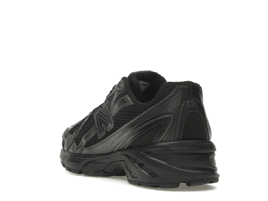 New Balance 740 Triple Black