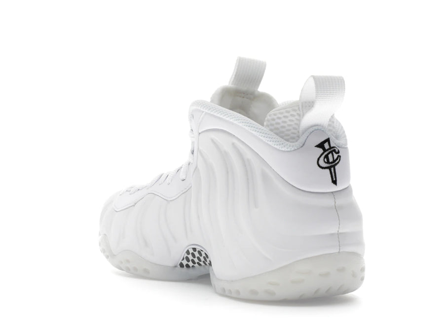 Nike Air Foamposite One Triple Blanc