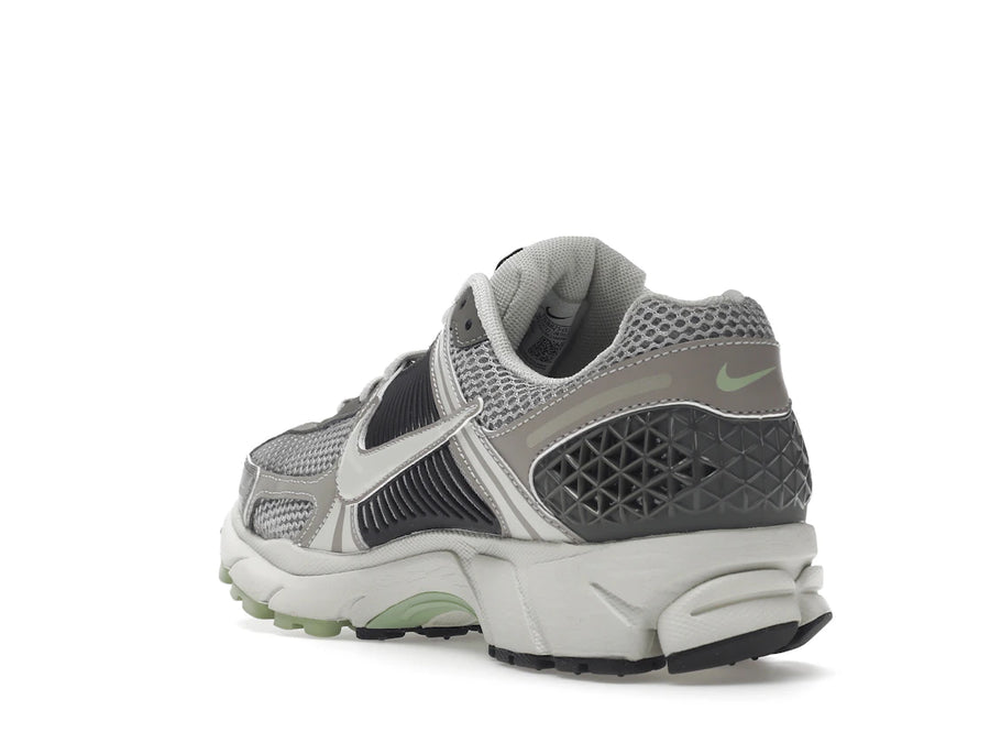 Nike Zoom Vomero 5 Cobblestone Flat Pewter (Women's)