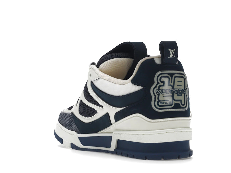 Baskets Louis Vuitton LV Skate bleu marine et blanches