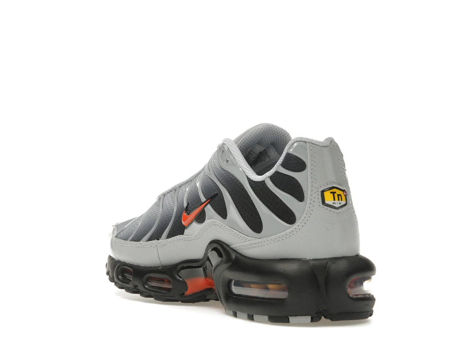 Nike Air Max Plus Gris Loup Rouge Picante