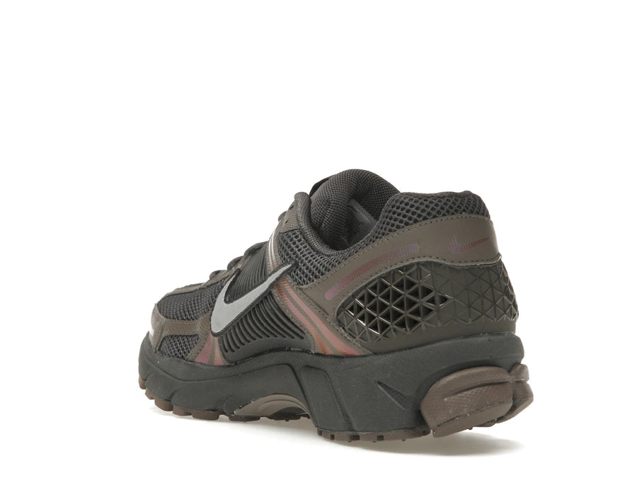 Nike Zoom Vomero 5 Cave Stone