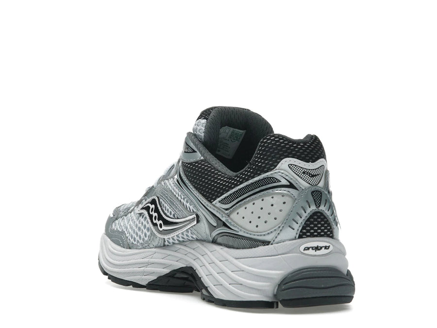 Saucony ProGrid Omni 9 Microchip