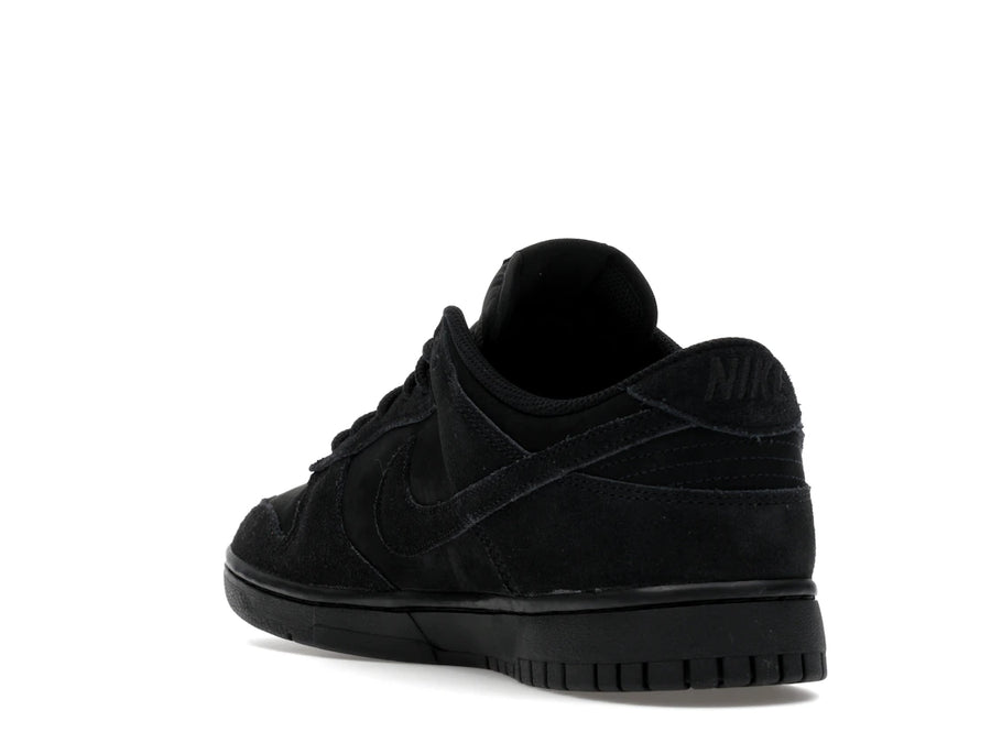Nike Dunk Low SE Triple Black