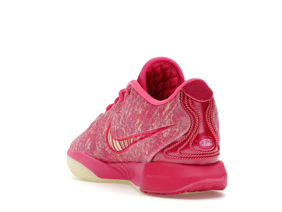 Nike LeBron 21 Le monde est à vous