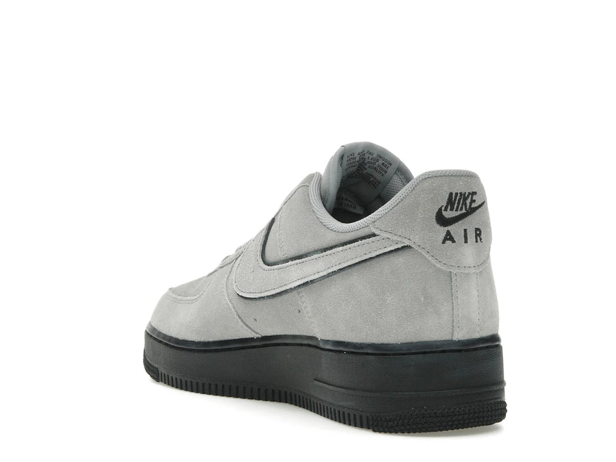 Nike Air Force 1 Low '07 LV8 Gris fumé clair en daim noir