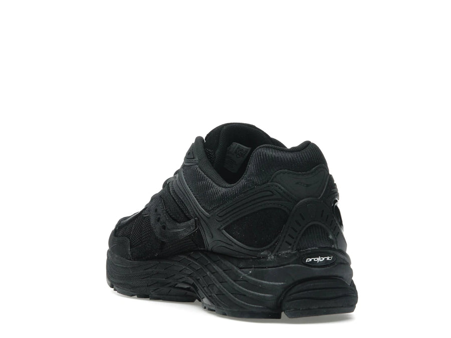 Saucony ProGrid Omni 9 Armor Black