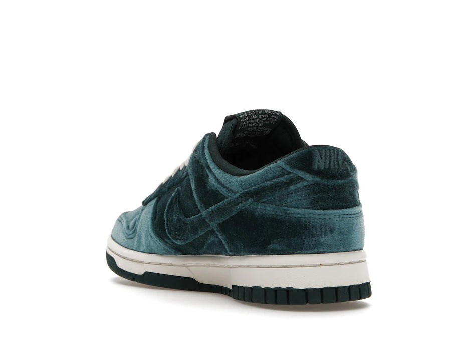 Nike Dunk Low Velvet Teal (Femme)