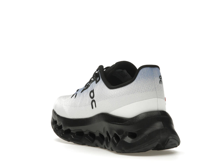 Sur Cloudtilt Ultramarine Eclipse en cours d'exécution