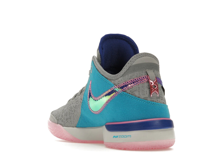 Nike Zoom LeBron NXXT Gen Gris Loup