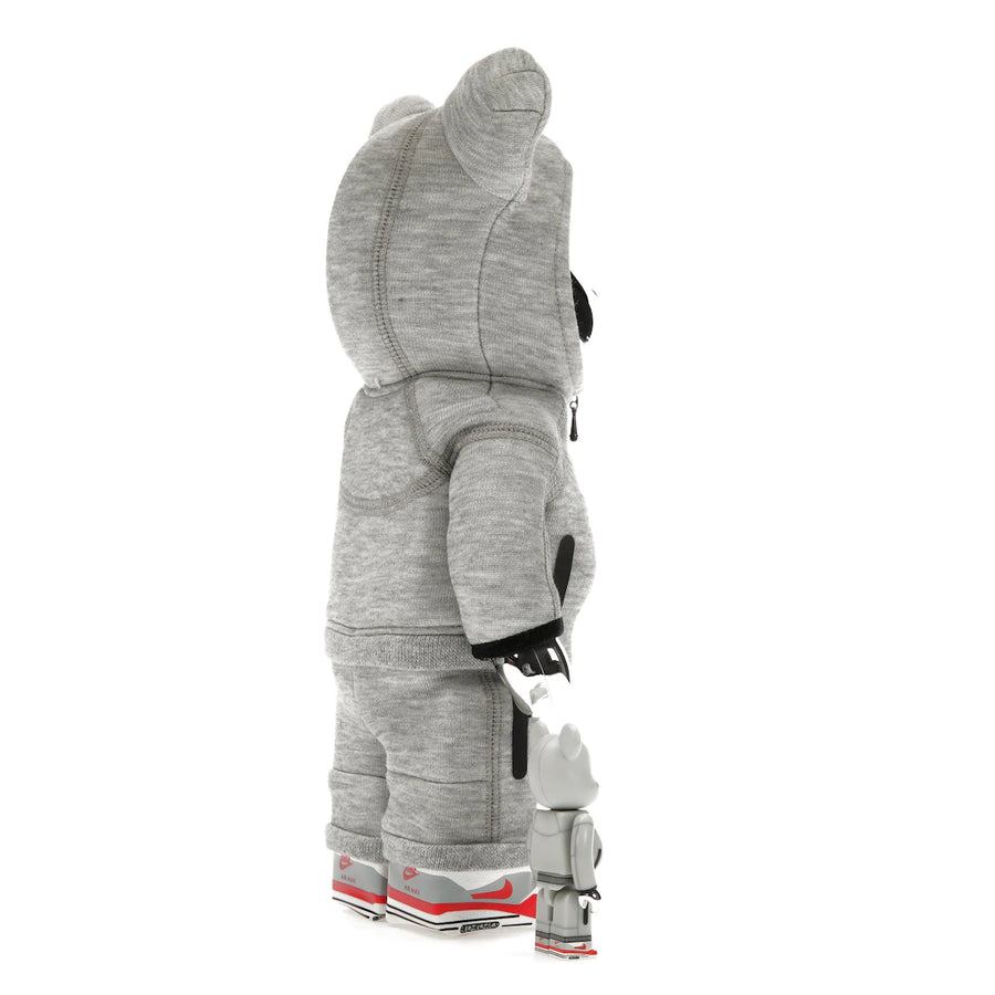 Ensemble Bearbrick x Nike Tech Fleece N98 100 % et 400 %