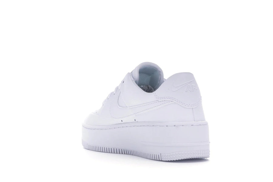 Nike Air Force 1 Sage Low Triple White (Femme)