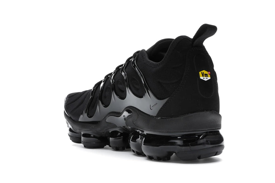 Nike Air VaporMax Plus Triple Black