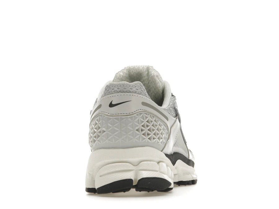 Nike Zoom Vomero 5 Photon Dust Argent Métallisé (Femme)
