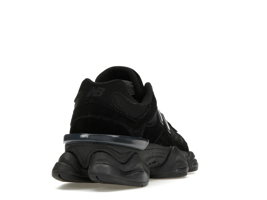 New Balance 9060 Triple Black